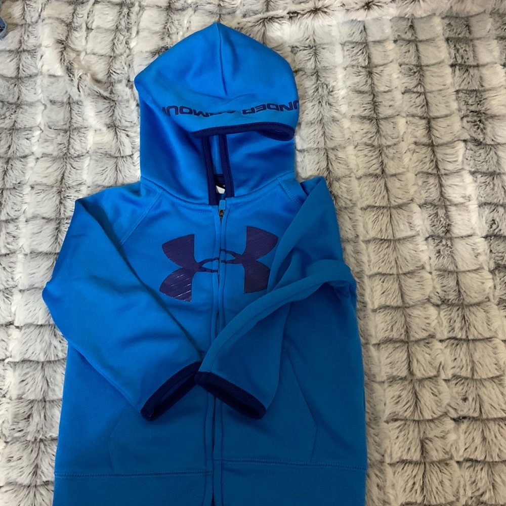 Light weight jacket
